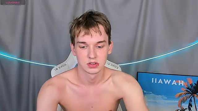 Snapshot of 4ever_dude chatting on 10-30-25, 06:55 4ever dude online show from 10-30-25, 06:55