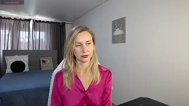 Snapshot of Vanessa_Nowak chatting on 07-12-26, 06:58 Vanessa Nowak online show from 07-12-26, 06:58