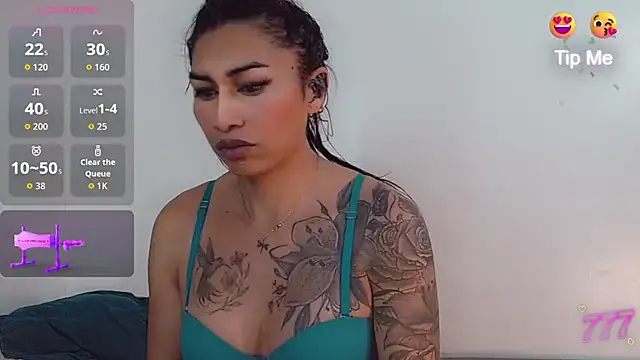 khiara moretti online show from 07-18-26, 11:41