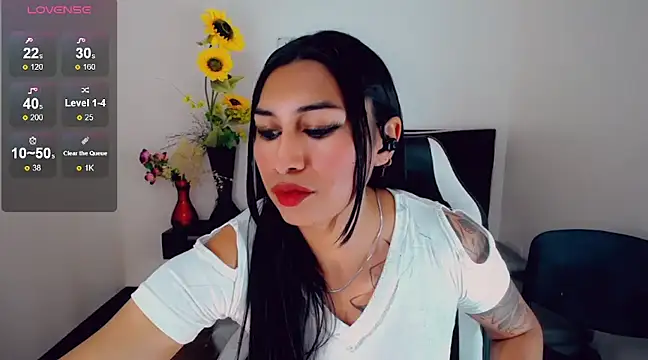 khiara moretti online show from 03-18-25, 06:06