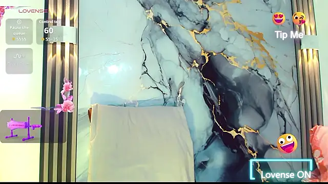 khiara moretti online show from 01-15-26, 11:24