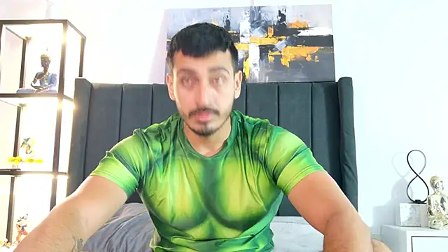 Snapshot of muscle_ares chatting on 05-12-26, 11:33 muscle ares online show from 05-12-26, 11:33