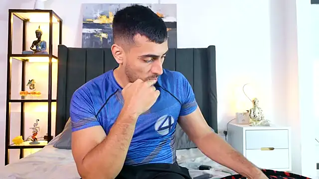 Snapshot of muscle_ares chatting on 04-27-26, 11:58 muscle ares online show from 04-27-26, 11:58