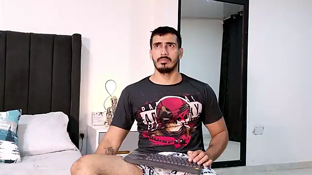 muscle ares online show from 01-11-26, 11:22