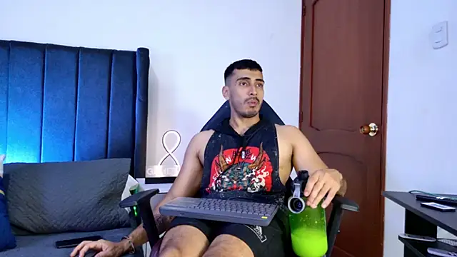 muscle ares online show from 11-11-25, 11:53