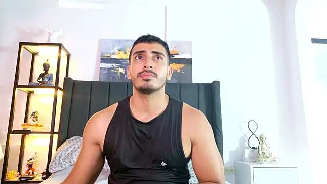 Snapshot of muscle_ares chatting on 05-05-26, 10:13 muscle ares online show from 05-05-26, 10:13