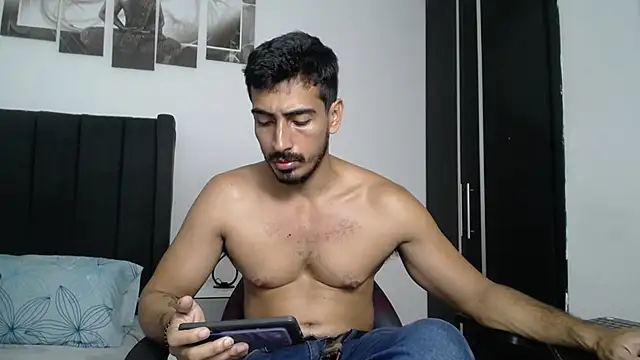 Snapshot of muscle_ares chatting on 03-22-25, 06:36 muscle ares online show from 03-22-25, 06:36