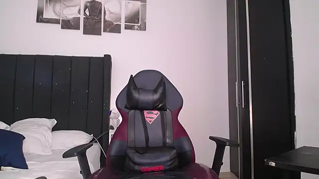 Snapshot of muscle_ares chatting on 01-31-25, 03:11 muscle ares online show from 01-31-25, 03:11