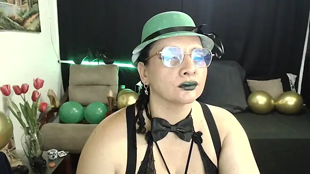 Aleja Gonzales online show from 03-17-26, 07:06