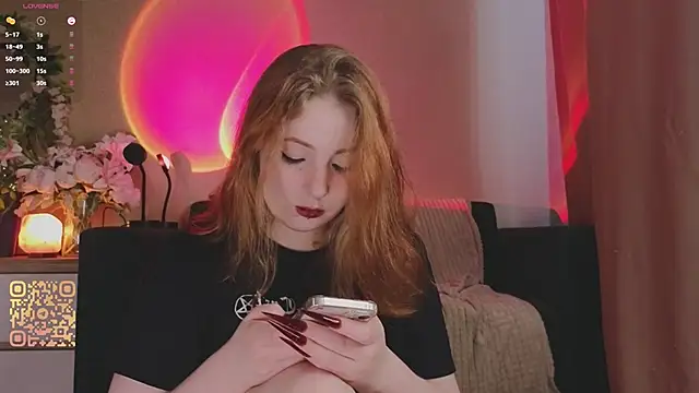 Snapshot of Miss_Ida_ chatting on 05-22-26, 01:31 Miss Ida online show from 05-22-26, 01:31