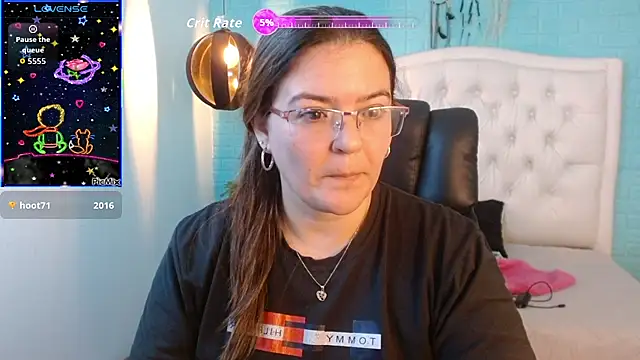 MsJossie online show from 10-11-25, 04:46