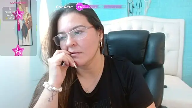 MsJossie online show from 09-13-25, 04:23