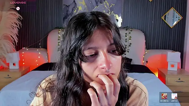 Snapshot of Agathaargent_ chatting on 02-08-26, 11:52 Agathaargent online show from 02-08-26, 11:52