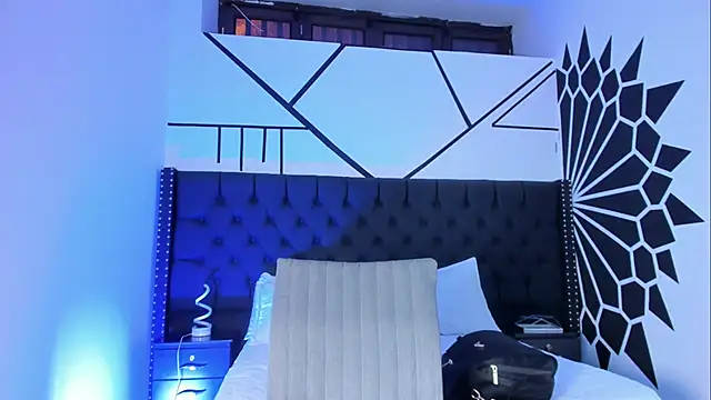 Agathaargent  online show from 03-19-25, 04:47