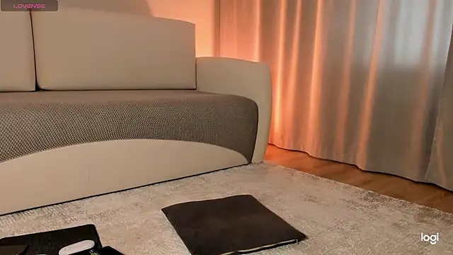 AmelinaLove online show from 03-06-26, 02:39