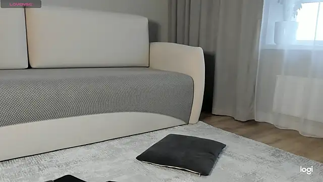 AmelinaLove online show from 09-28-25, 02:07