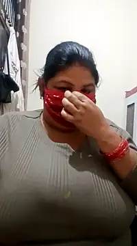 Snapshot of Shoni__ chatting on 12-14-24, 05:14 Shoni online show from 12-14-24, 05:14