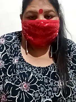 Snapshot of Shoni__ chatting on 12-26-24, 05:51 Shoni online show from 12-26-24, 05:51