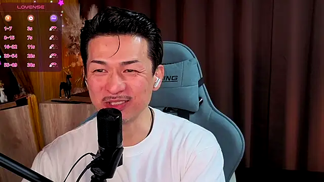 Snapshot of HARU-outdoor-x chatting on 11-12-25, 02:21 HARU-outdoor-x online show from 11-12-25, 02:21