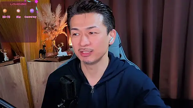 Snapshot of HARU-outdoor-x chatting on 11-10-25, 02:22 HARU-outdoor-x online show from 11-10-25, 02:22