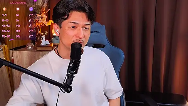 Snapshot of HARU-outdoor-x chatting on 02-05-26, 02:13 HARU-outdoor-x online show from 02-05-26, 02:13