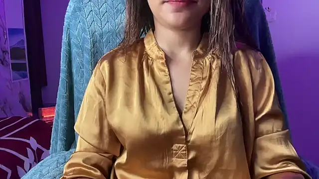 Snapshot of Royal_girl_1 chatting on 12-16-25, 07:01 Royal girl 1 online show from 12-16-25, 07:01