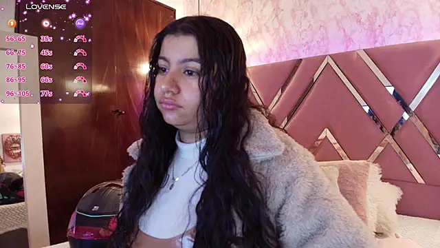 Snapshot of Miaa_Smiith1 chatting on 02-22-25, 12:08 Miaa Smiith1 online show from 02-22-25, 12:08