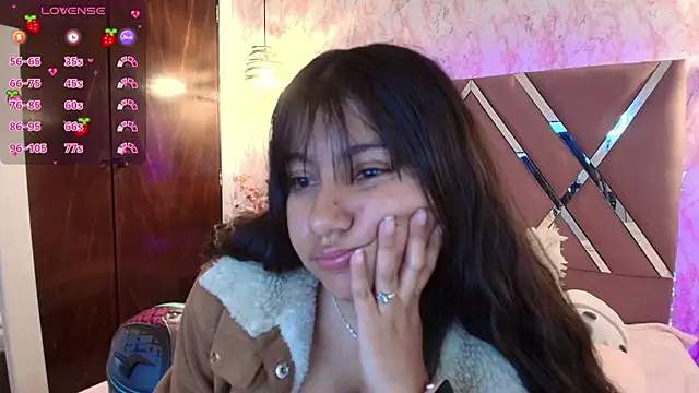 Snapshot of Miaa_Smiith1 chatting on 02-08-25, 12:28 Miaa Smiith1 online show from 02-08-25, 12:28