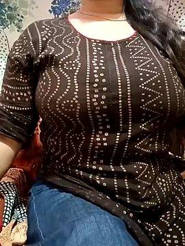 Snapshot of Jaanu_Jaanvi chatting on 10-16-25, 07:33 Jaanu Jaanvi online show from 10-16-25, 07:33