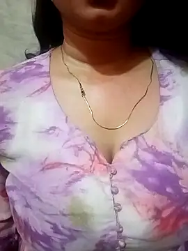 Snapshot of Jaanu_Jaanvi chatting on 10-15-25, 08:06 Jaanu Jaanvi online show from 10-15-25, 08:06