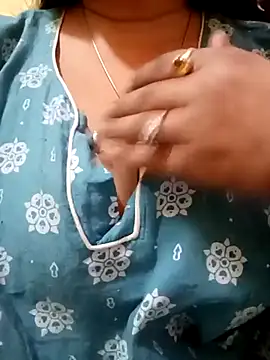 Snapshot of Jaanu_Jaanvi chatting on 03-06-25, 08:16 Jaanu Jaanvi online show from 03-06-25, 08:16