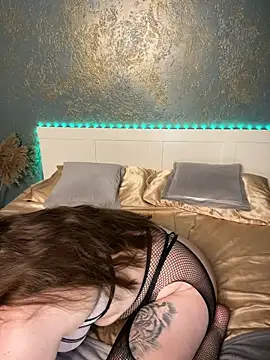 AlisaxFox online show from 12-28-24, 10:36