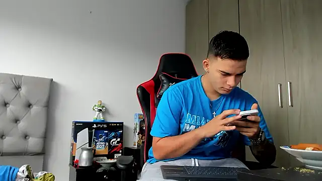 Snapshot of jacob_firexx chatting on 01-12-26, 04:36 jacob firexx online show from 01-12-26, 04:36