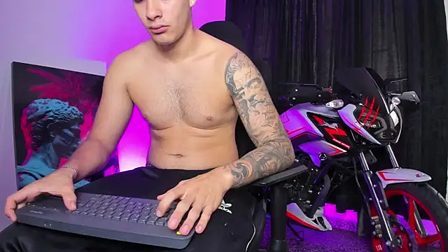 Snapshot of jacob_firexx chatting on 03-15-25, 02:34 jacob firexx online show from 03-15-25, 02:34