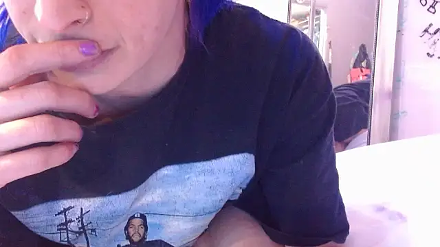 watermellonpussy online show from 04-09-26, 05:09