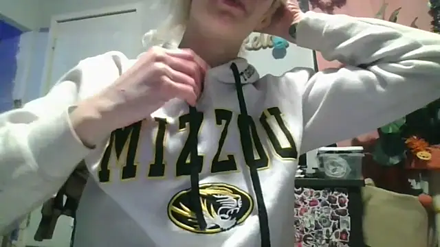 watermellonpussy online show from 02-24-26, 05:52