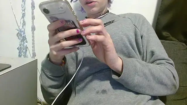 watermellonpussy online show from 04-12-26, 01:20