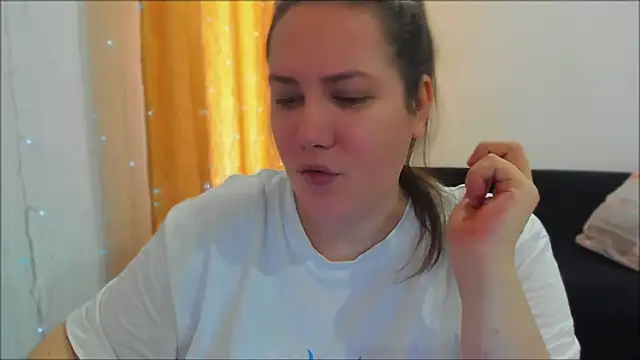  madalexa  online show from 04-07-26, 01:35