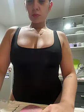 Snapshot of GabriellaFerrer chatting on 02-25-25, 12:03 GabriellaFerrer online show from 02-25-25, 12:03
