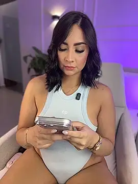 GabriellaFerrer online show from 06-16-26, 08:09