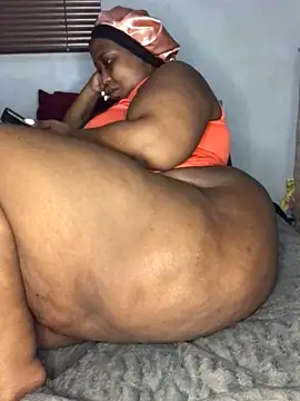 Snapshot of sotho_ssbbw chatting on 05-20-26, 12:29 sotho ssbbw online show from 05-20-26, 12:29