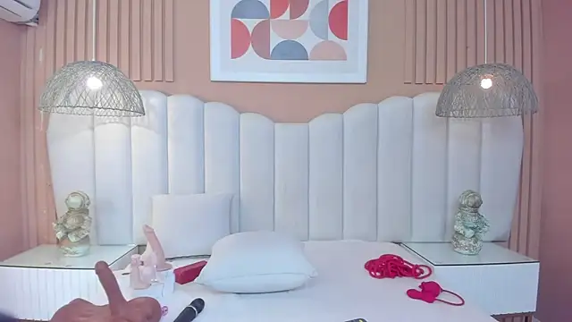 Sara Vanegas online show from 02-10-26, 11:20