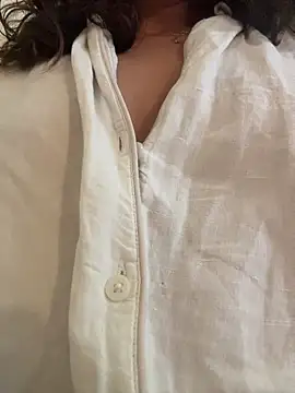 Megan Rodrigo online show from 01-18-26, 01:36