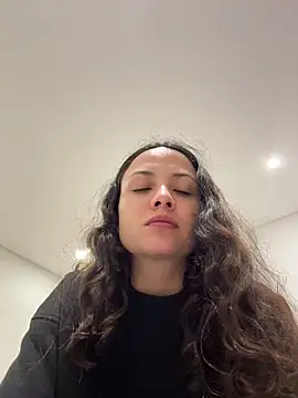 Megan Rodrigo online show from 06-25-26, 04:43