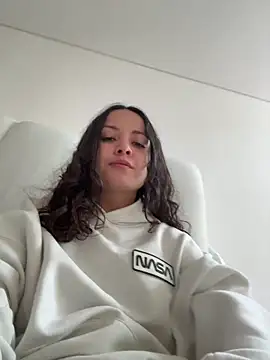 Megan Rodrigo online show from 05-26-26, 01:20