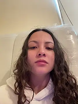 Megan Rodrigo online show from 02-12-26, 01:55