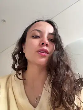 Megan Rodrigo online show from 05-11-26, 02:45