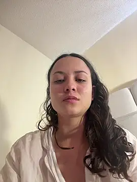 Megan Rodrigo online show from 04-05-26, 04:02