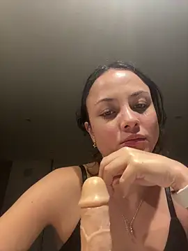 Megan Rodrigo online show from 07-10-26, 12:32