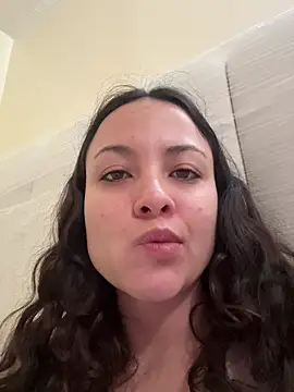 Megan Rodrigo online show from 02-23-26, 01:55